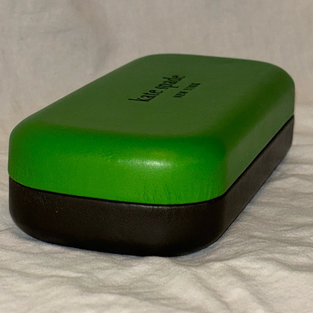 Kate Spade green & black hard shell signature eyeglass readers sunglass case - Picture 6 of 15